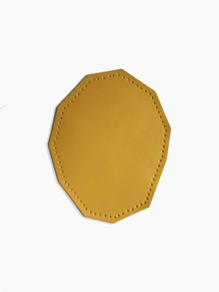 Elbow patches, Yellow facet